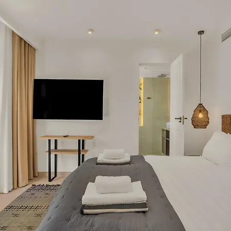 The Secret Garden By Finest マルベーリャ