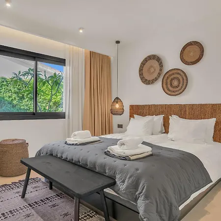 The Secret Garden By Finest