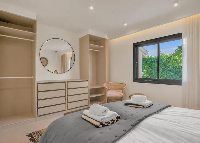 Willa The Secret Garden By Finest