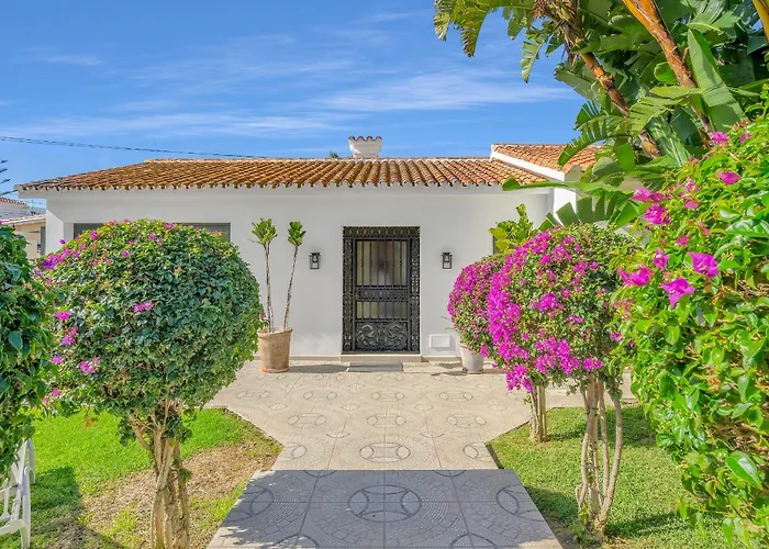 The Secret Garden By Finest ヴィラ マルベーリャ