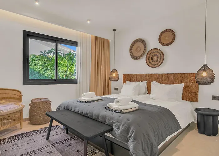 The Secret Garden By Finest