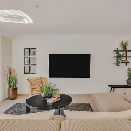 The Secret Garden By Finest *